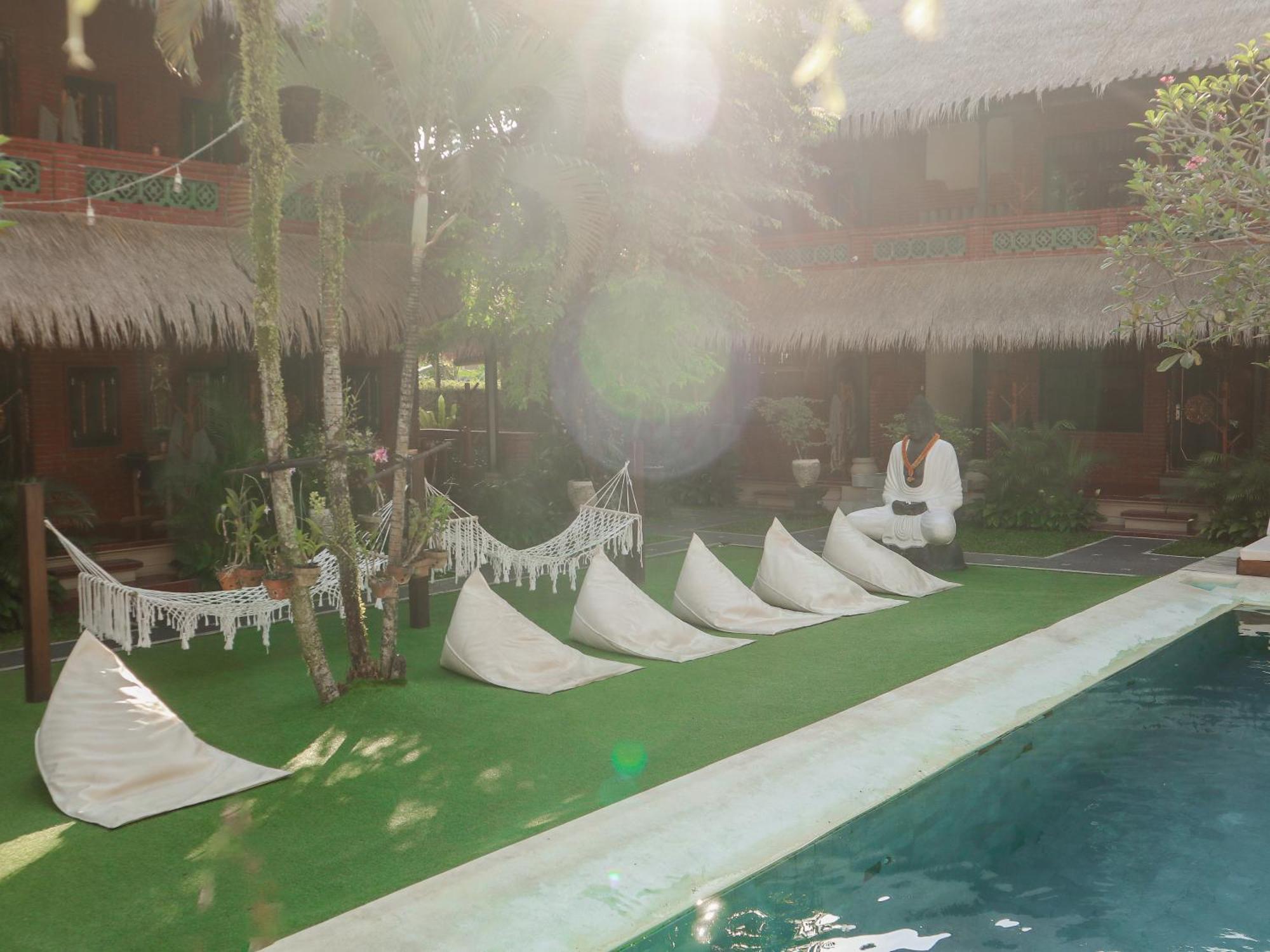 Puri Garden Hotel & Hostel Убуд Екстериор снимка