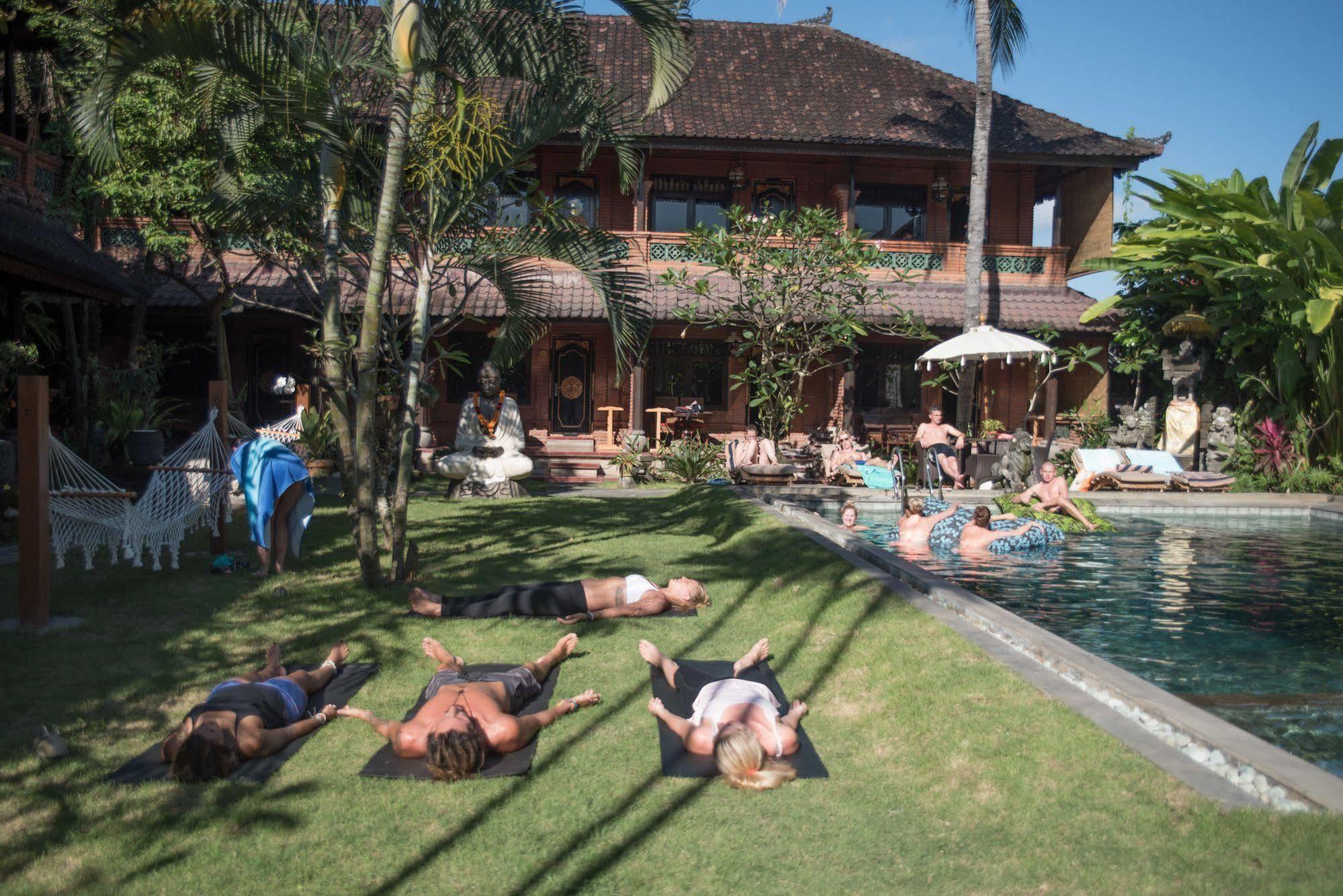 Puri Garden Hotel & Hostel Убуд Екстериор снимка