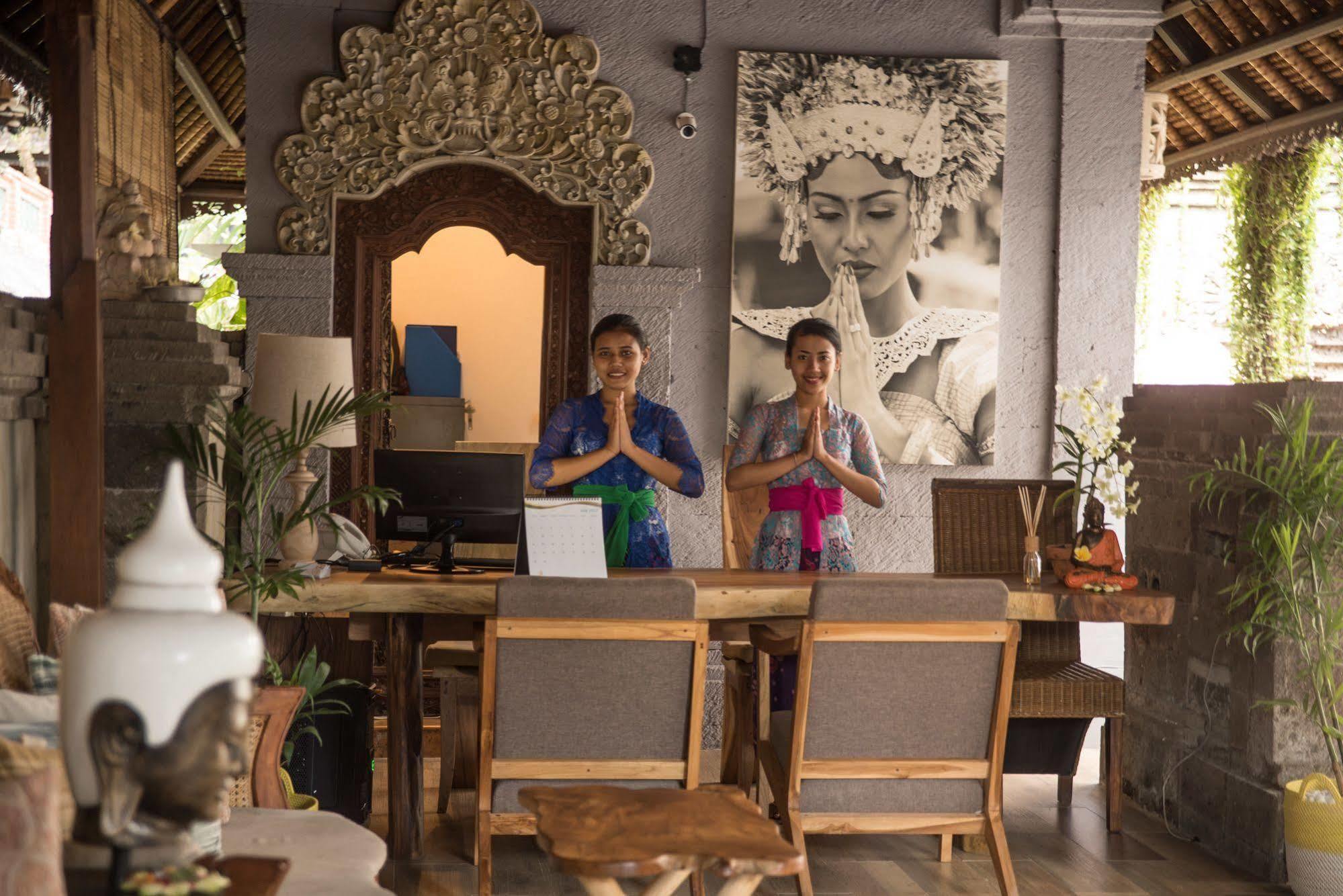 Puri Garden Hotel & Hostel Убуд Екстериор снимка