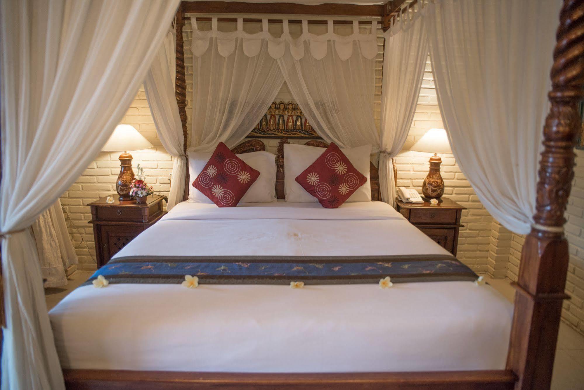 Puri Garden Hotel & Hostel Убуд Екстериор снимка